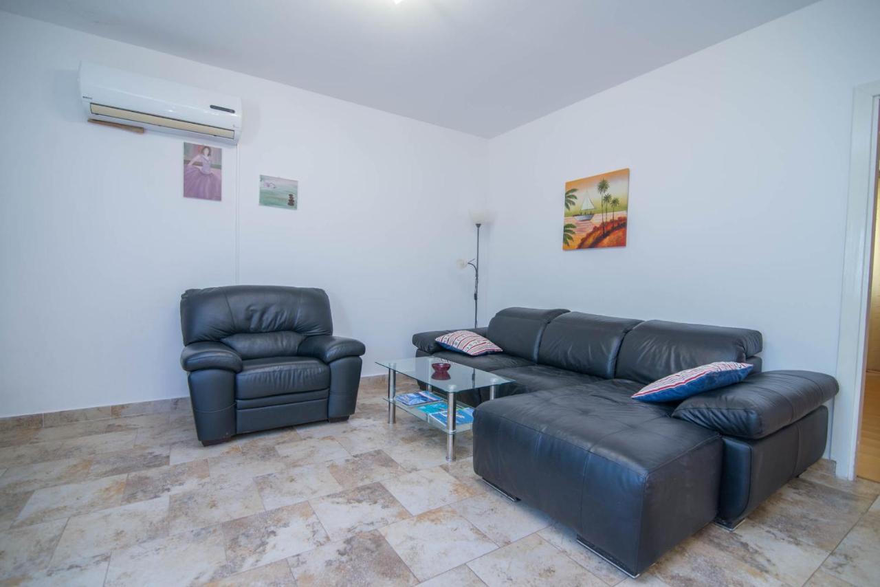 App Bonic Apartment เวลิโลชิน ภายนอก รูปภาพ