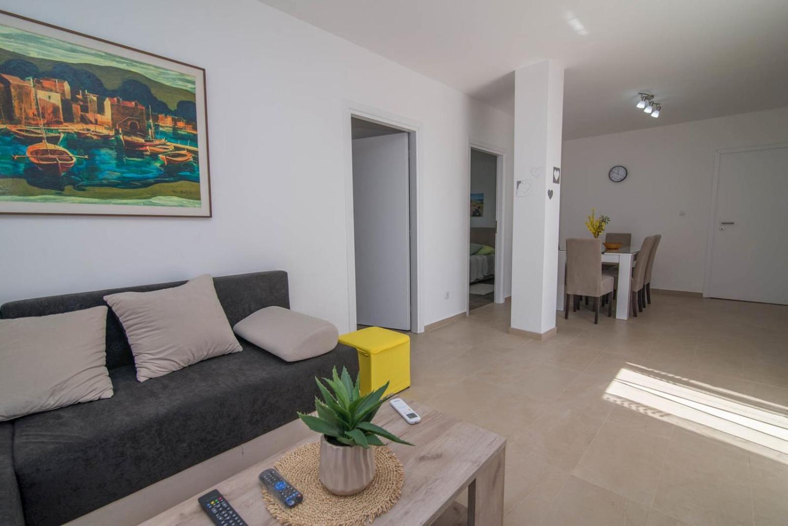 App Bonic Apartment เวลิโลชิน ภายนอก รูปภาพ